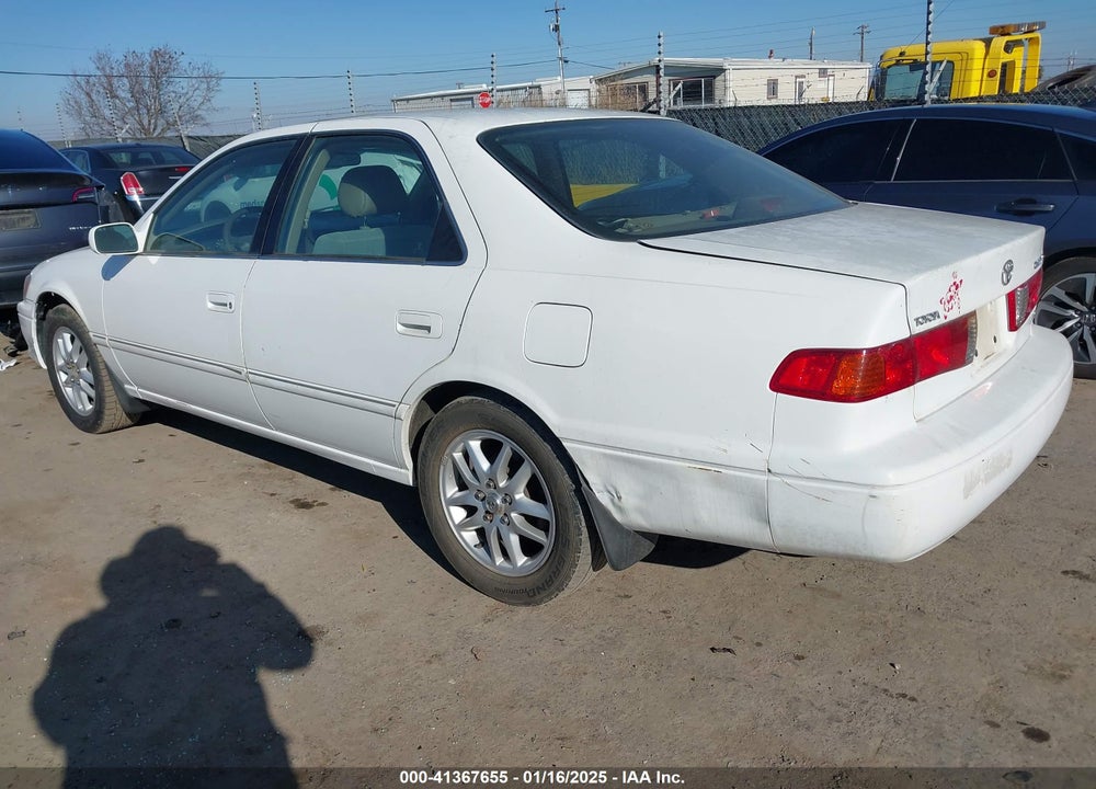 2001 TOYOTA CAMRY XLE V6 VIN: 4T1BF28K91U968760