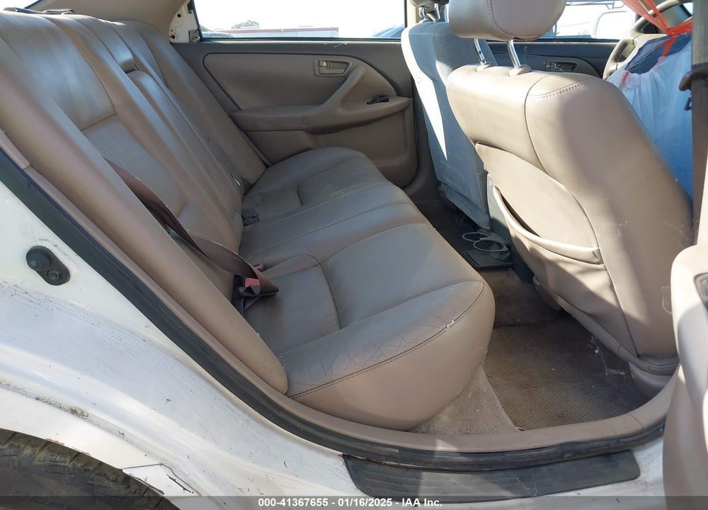 2001 TOYOTA CAMRY XLE V6 VIN: 4T1BF28K91U968760