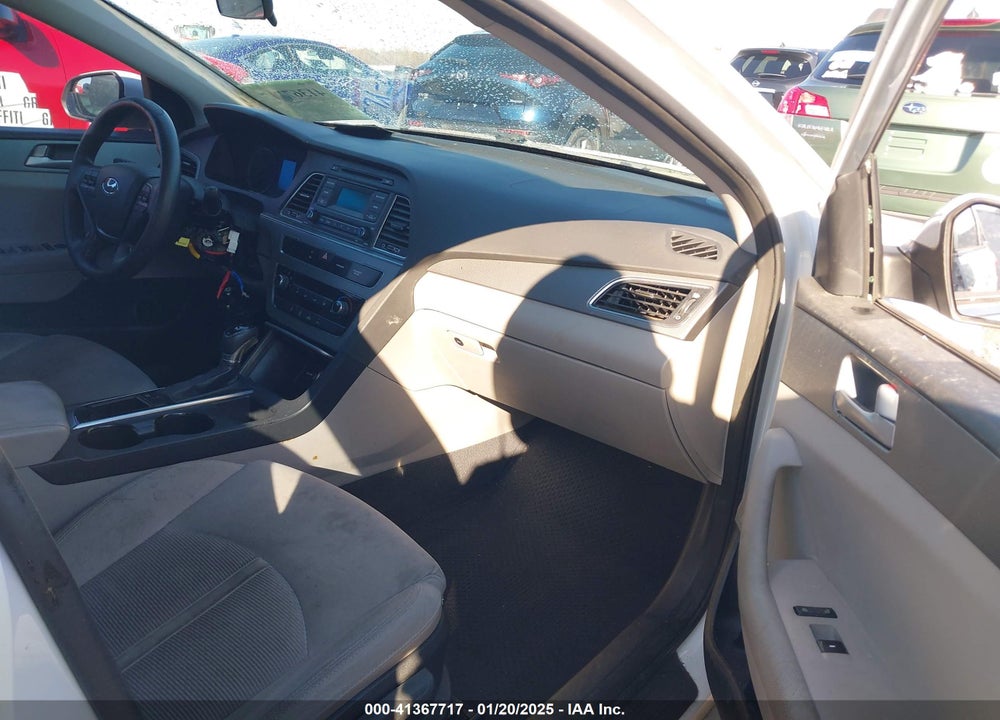 2015 HYUNDAI SONATA VIN: 5NPE24AFXFH075973