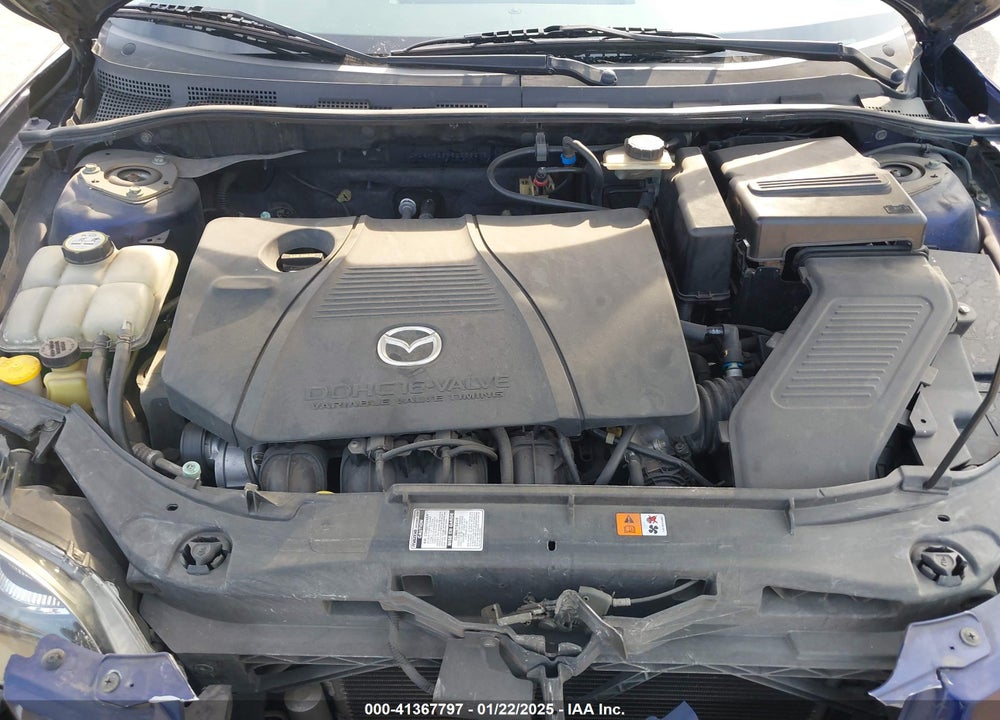 2005 MAZDA 3 S VIN: JM1BK323651238285