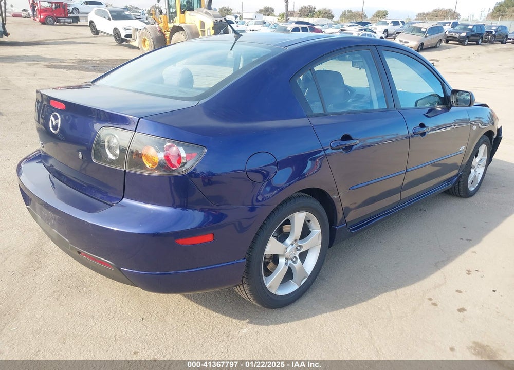 2005 MAZDA 3 S VIN: JM1BK323651238285