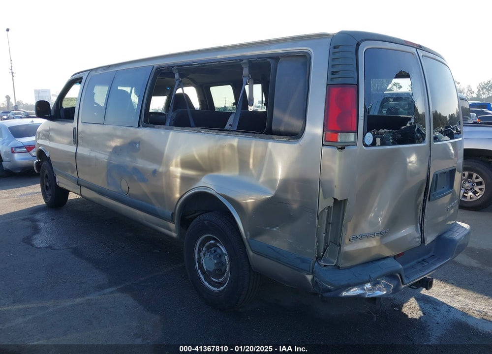 2001 CHEVROLET EXPRESS VIN: 1GAHG39G611245504