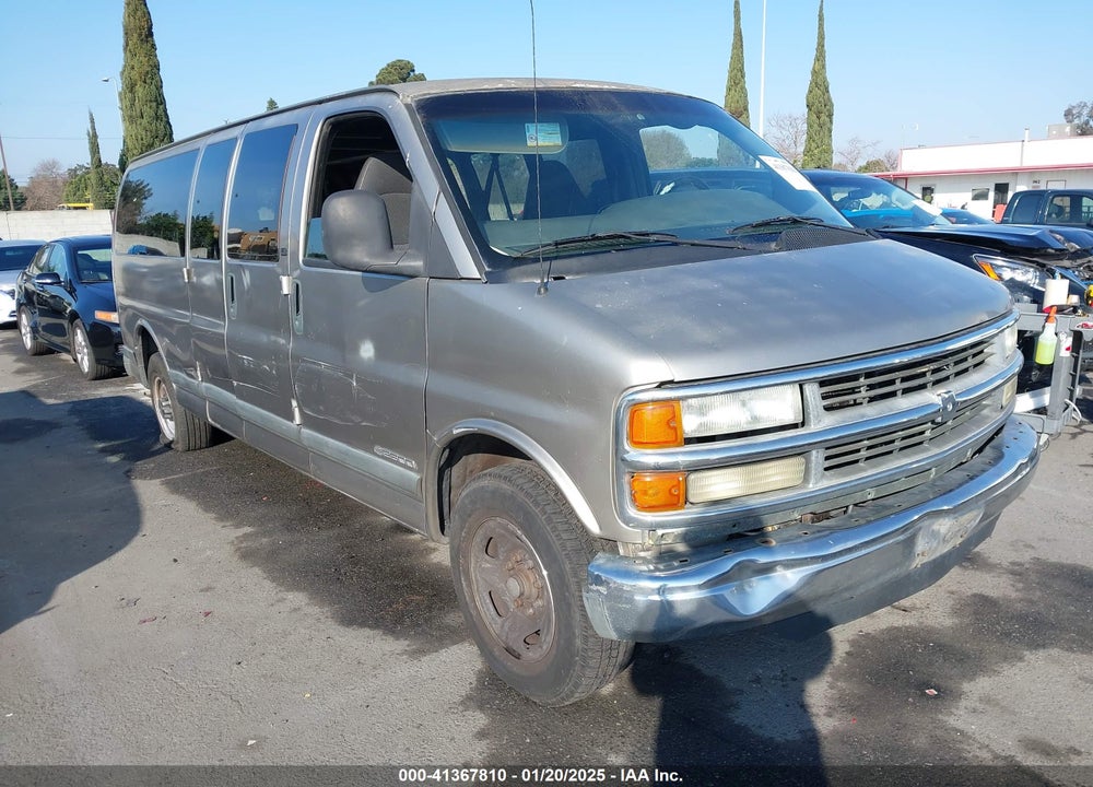 2001 CHEVROLET EXPRESS VIN: 1GAHG39G611245504