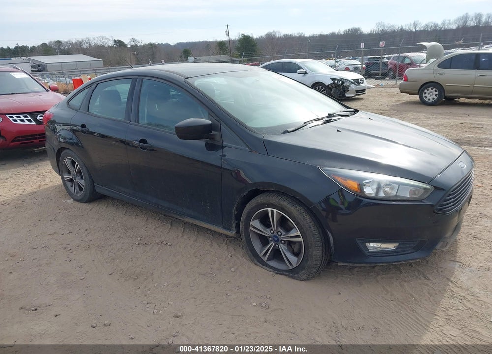 2018 FORD FOCUS SE VIN: 1FADP3FE1JL285153