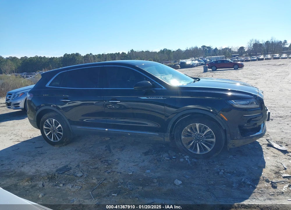 2020 LINCOLN NAUTILUS VIN: 2LMPJ6K96LBL11817