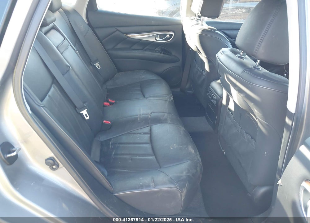 2012 INFINITI M56 VIN: JN1AY1AP5CM530365