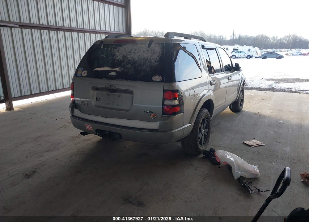 2008 FORD EXPLORER XLT VIN: 1FMEU73858UA42314