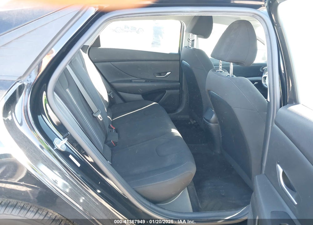 2021 HYUNDAI ELANTRA SEL VIN: KMHLM4AG6MU156624