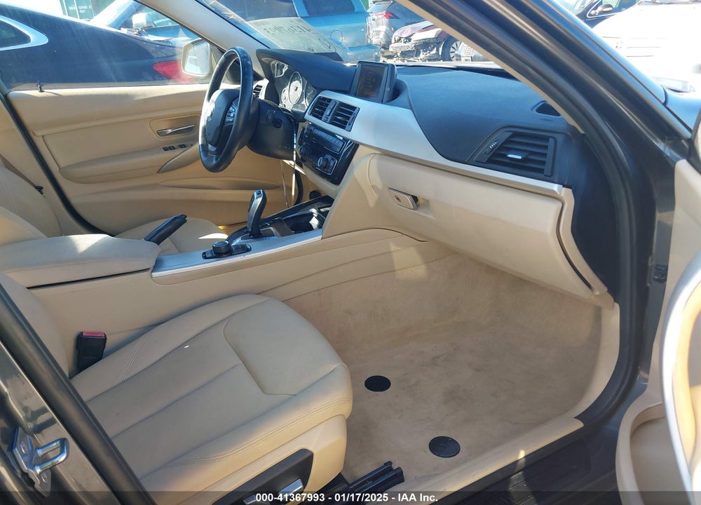 2016 BMW 320I VIN: WBA8A3C54GK688539