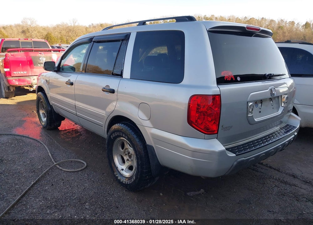 2004 HONDA PILOT EX-L VIN: 2HKYF18634H570535