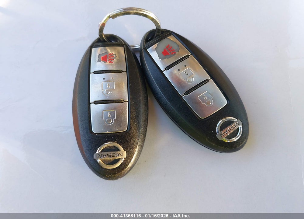 2011 NISSAN LEAF SL VIN: JN1AZ0CP9BT006841