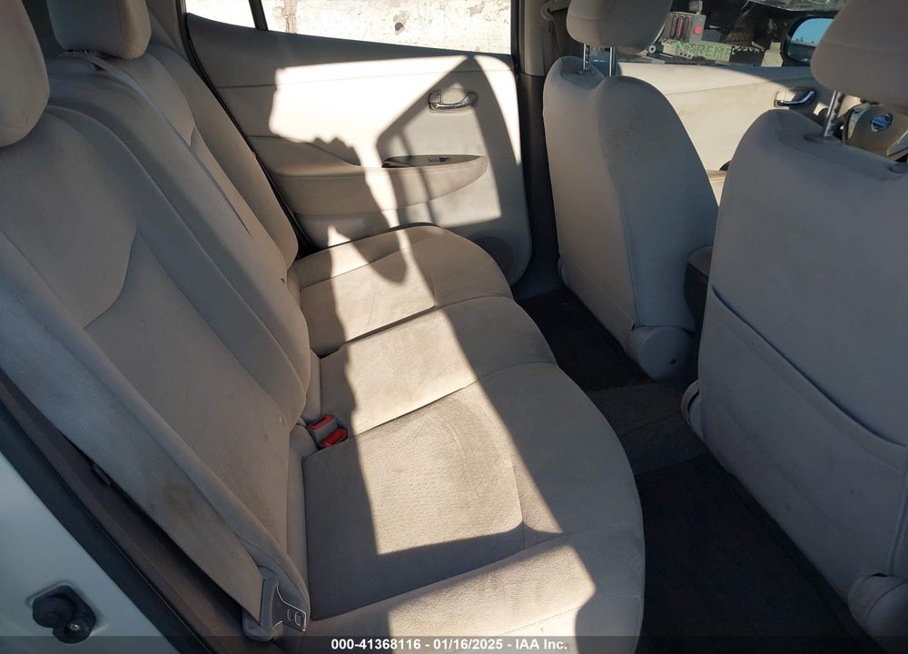 2011 NISSAN LEAF SL VIN: JN1AZ0CP9BT006841