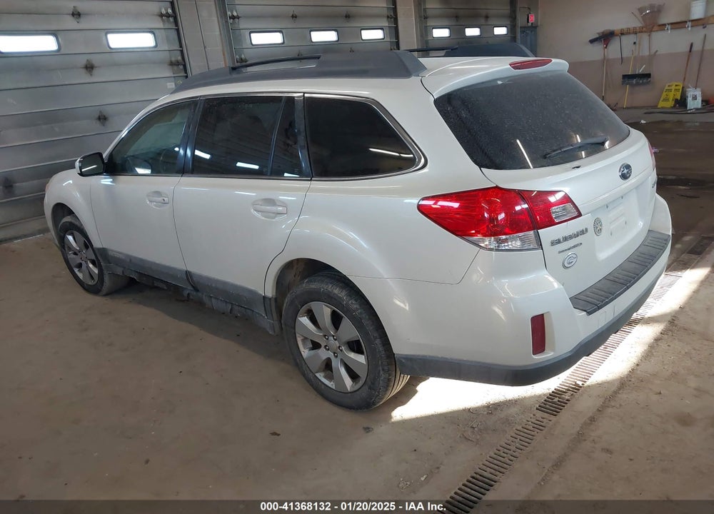 2010 SUBARU OUTBACK 2.5I LIMITED VIN: 4S4BRBKC6A3355879