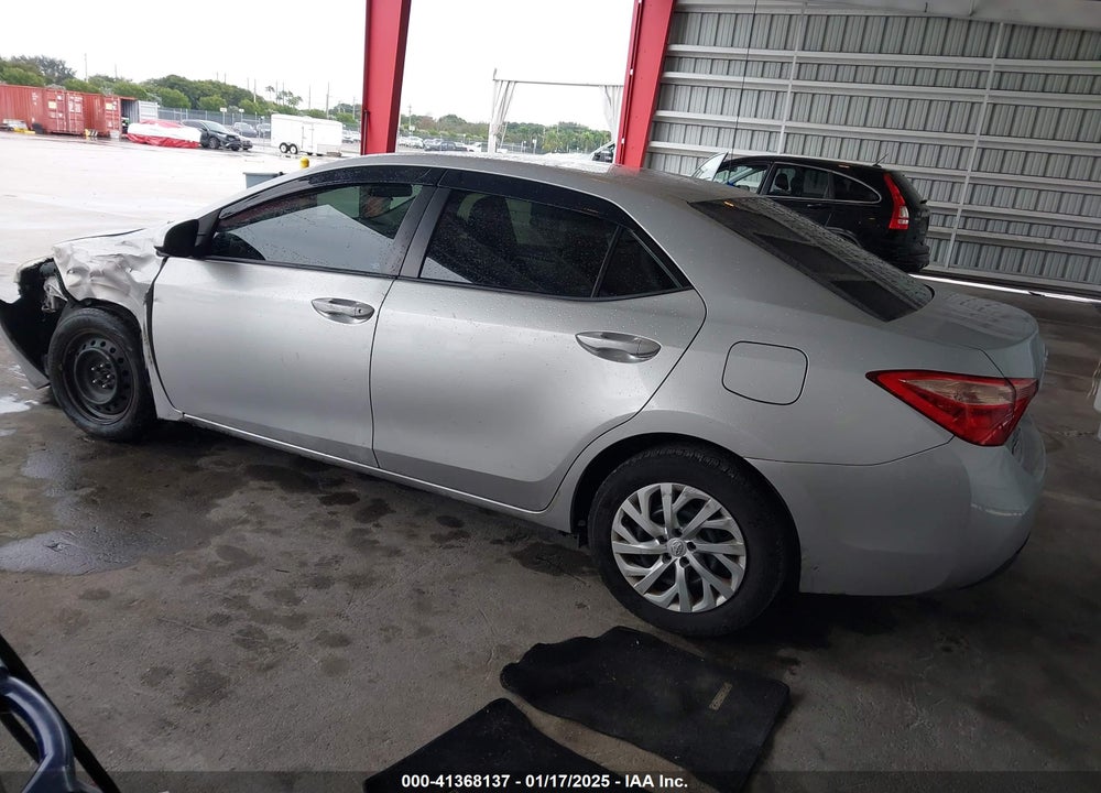 2017 TOYOTA COROLLA LE VIN: 5YFBURHE1HP714562