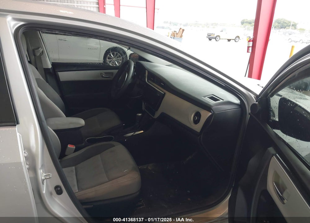 2017 TOYOTA COROLLA LE VIN: 5YFBURHE1HP714562