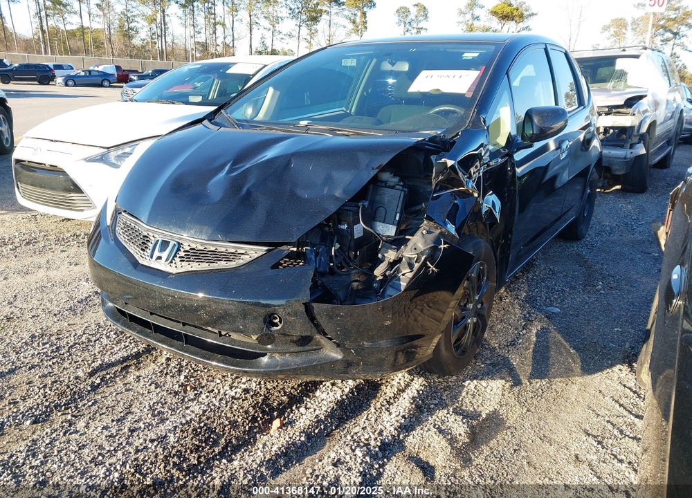 2013 HONDA FIT VIN: JHMGE8H33DC065120