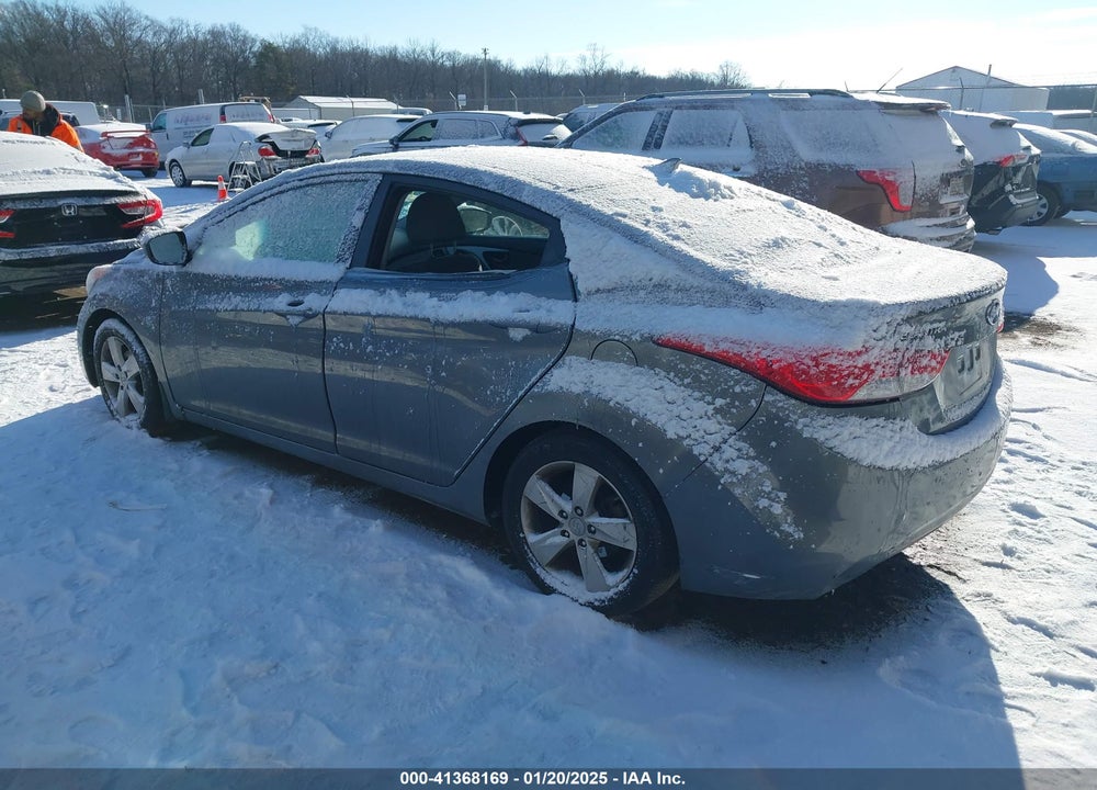 2013 HYUNDAI ELANTRA GLS VIN: 5NPDH4AE4DH313914