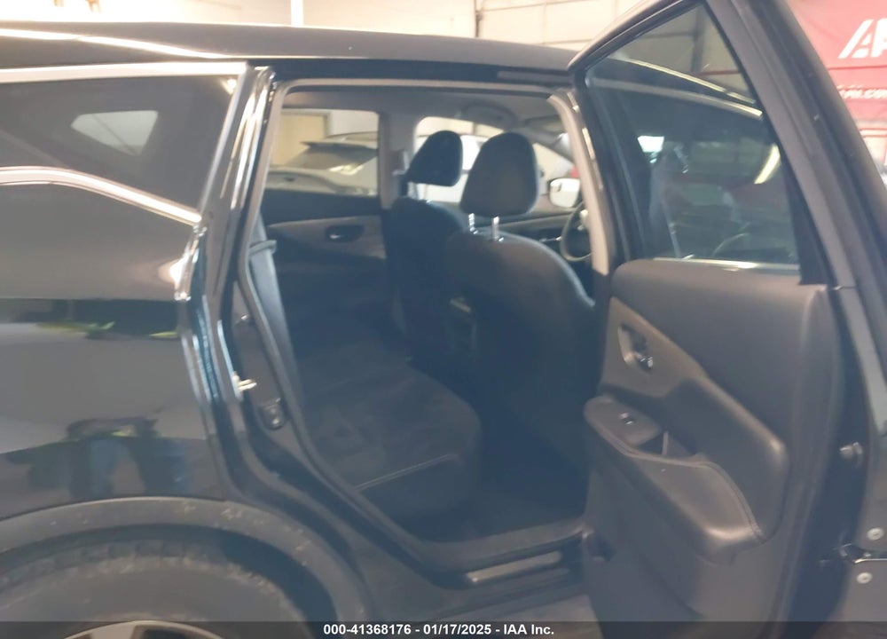 2015 NISSAN MURANO S VIN: 5N1AZ2MH3FN221010