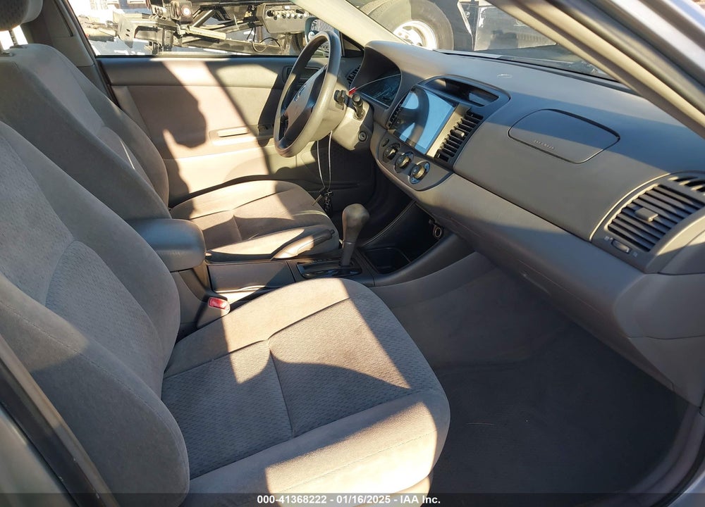 2004 TOYOTA CAMRY LE VIN: 4T1BE32K94U896948