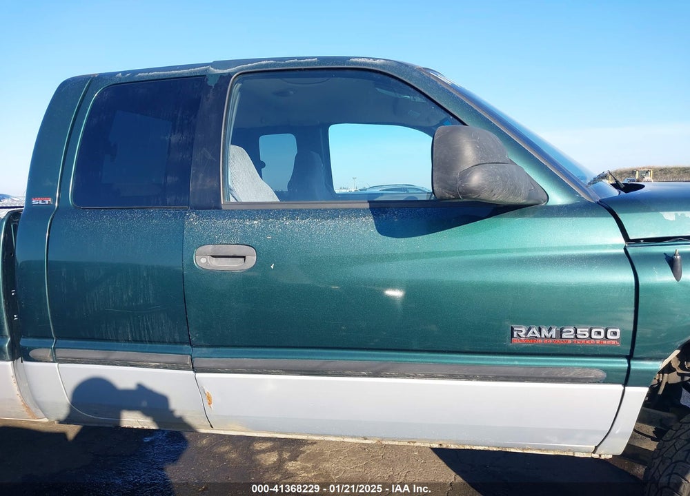 2001 DODGE RAM 2500 ST VIN: 1B7KF23651J232513