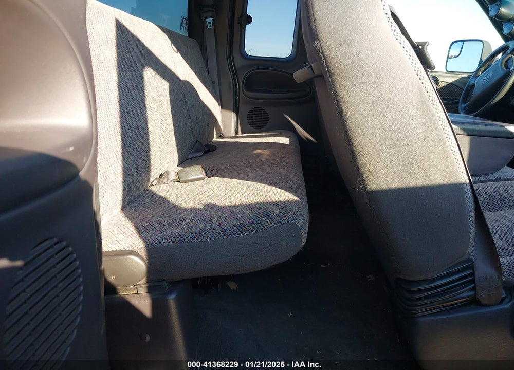 2001 DODGE RAM 2500 ST VIN: 1B7KF23651J232513