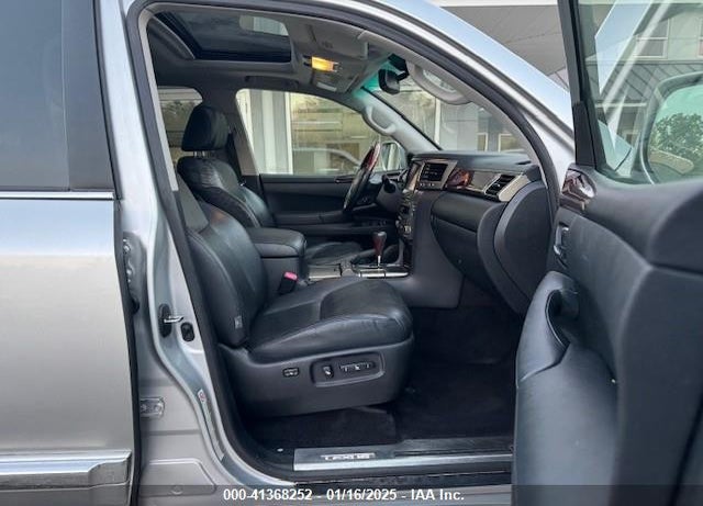 2013 LEXUS LX 570 VIN: JTJHY7AX8D4089490