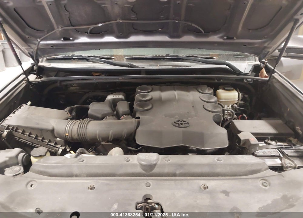 2014 TOYOTA 4RUNNER VIN: JTEBU5JR0E5170940