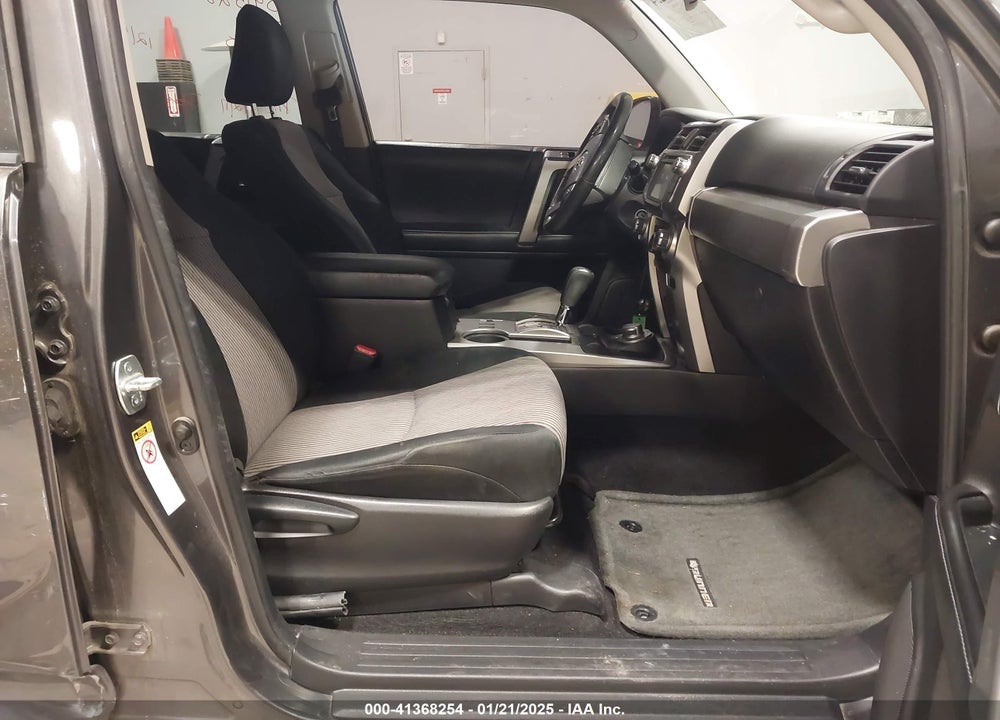 2014 TOYOTA 4RUNNER VIN: JTEBU5JR0E5170940