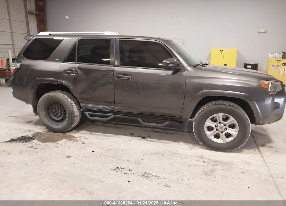 2014 TOYOTA 4RUNNER VIN: JTEBU5JR0E5170940