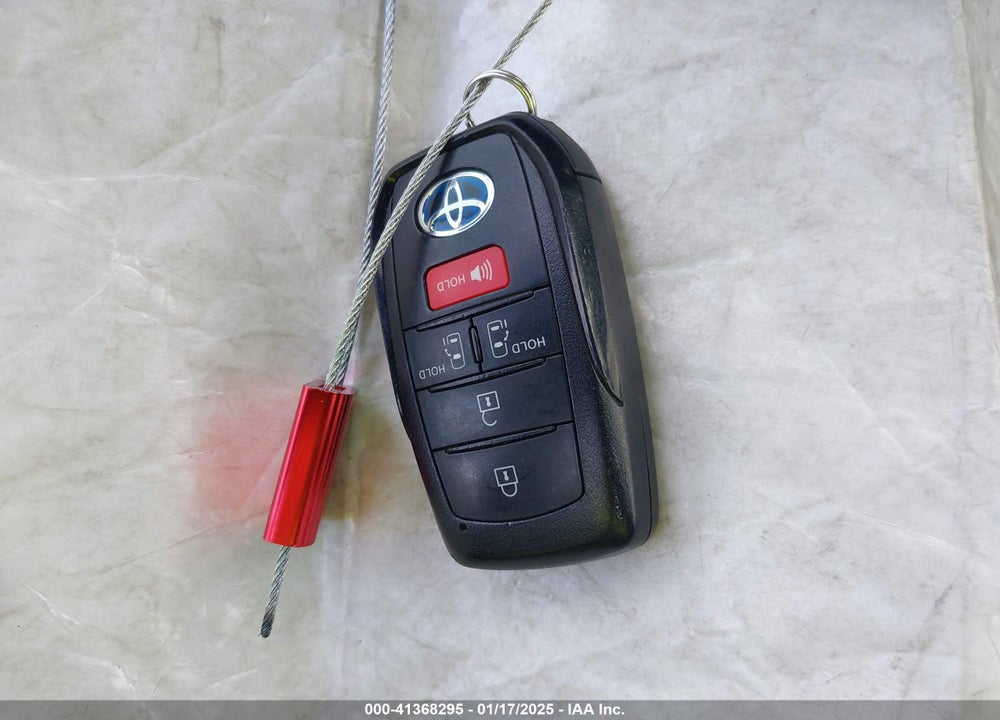 2022 TOYOTA SIENNA LE VIN: 5TDKRKECXNS097242