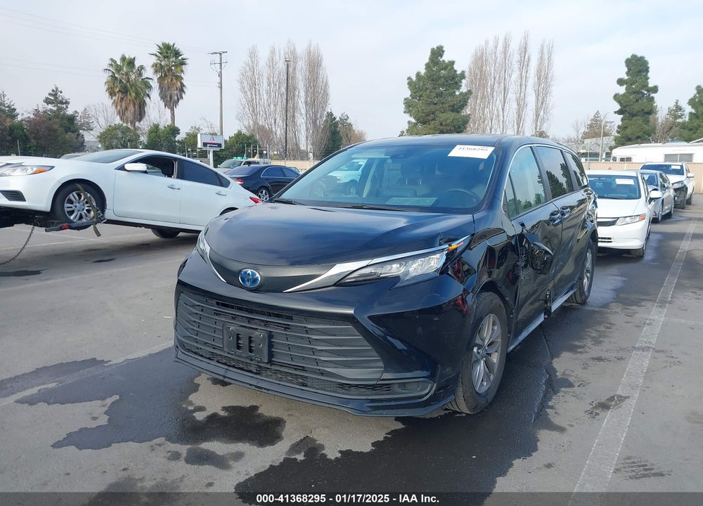 2022 TOYOTA SIENNA LE VIN: 5TDKRKECXNS097242