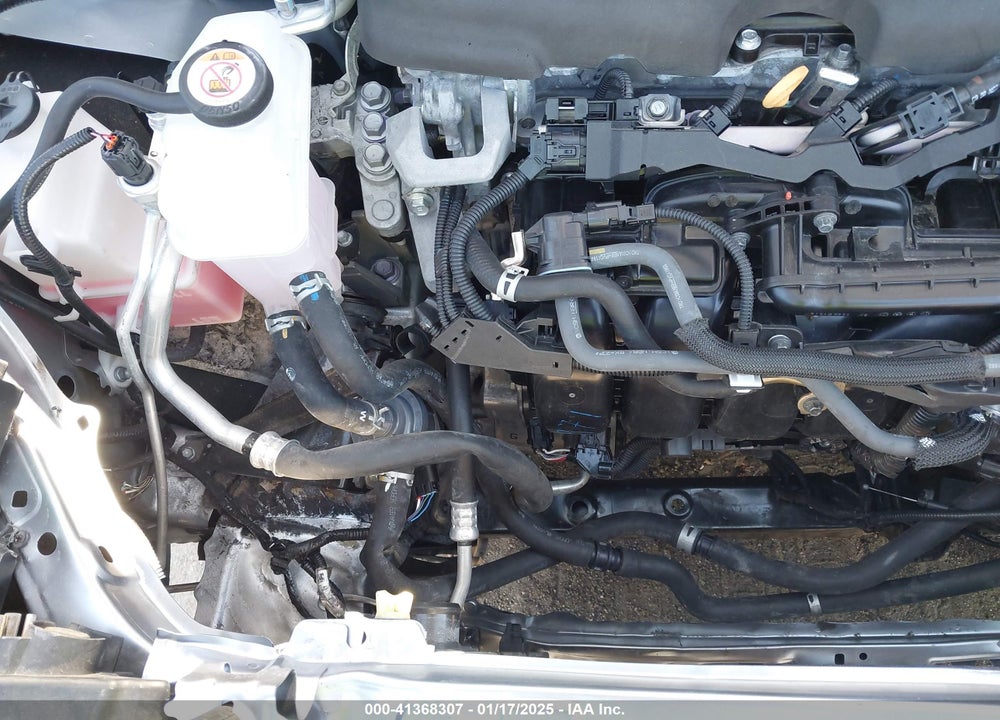 2022 TOYOTA SIENNA XLE VIN: 5TDJRKEC5NS098147