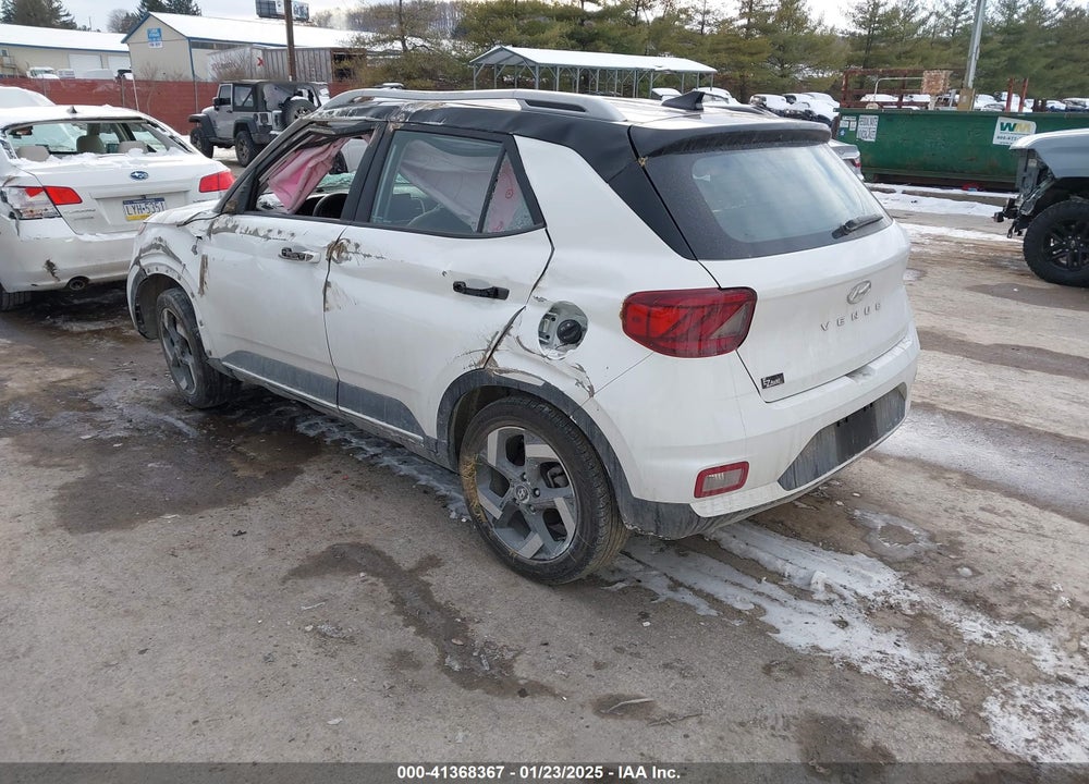 2022 HYUNDAI VENUE LIMITED VIN: KMHRC8A37NU135218
