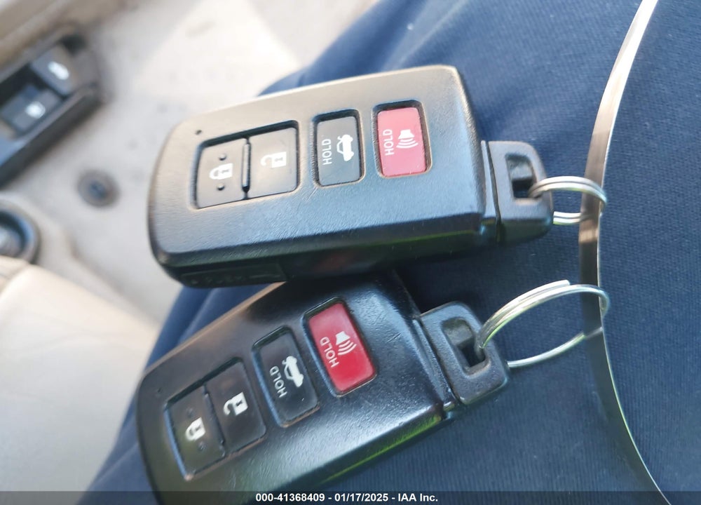 2012 TOYOTA CAMRY XLE VIN: 4T1BF1FK8CU153904