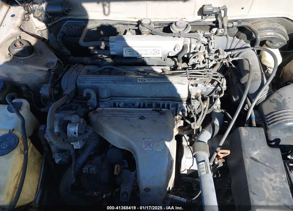 1992 TOYOTA CAMRY LE VIN: JT2SK12E3N0092920