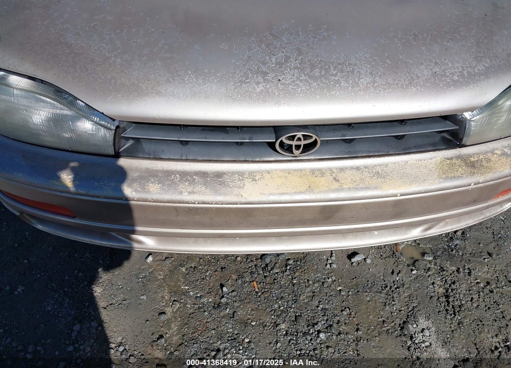 1992 TOYOTA CAMRY LE VIN: JT2SK12E3N0092920