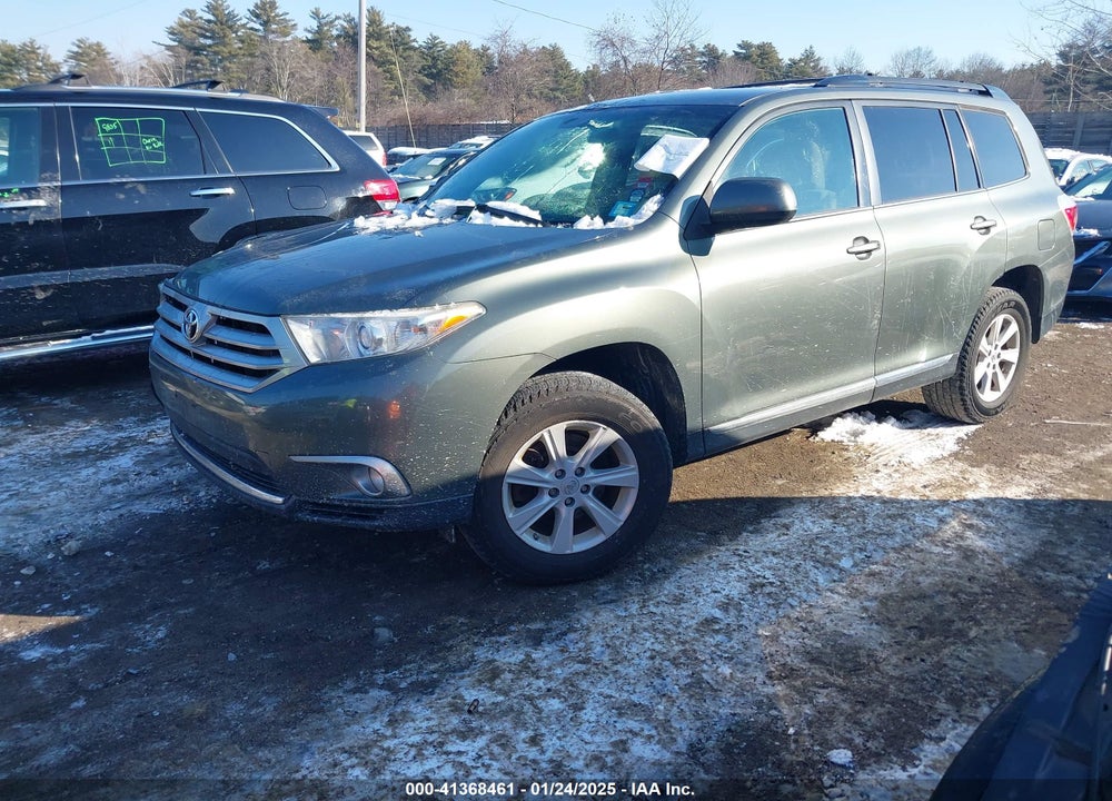 2013 TOYOTA HIGHLANDER BASE PLUS V6 VIN: 5TDBK3EH5DS256513