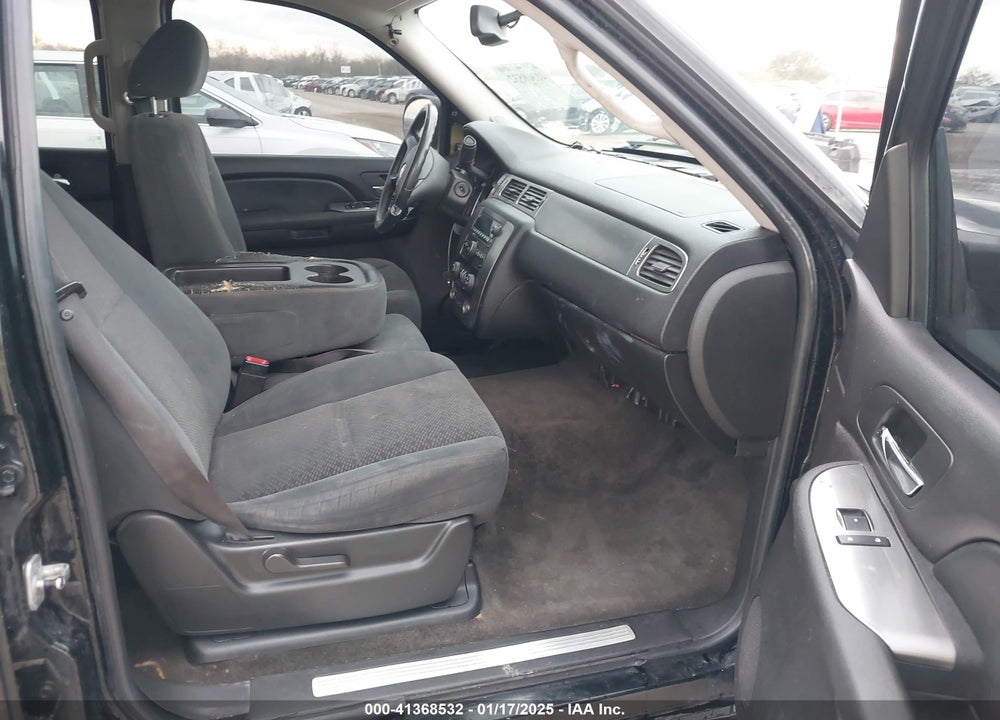 2007 CHEVROLET TAHOE LS VIN: 1GNFC13C67R395375