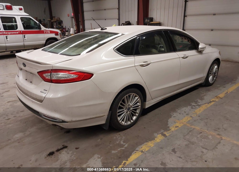2016 FORD FUSION SE VIN: 3FA6P0HD8GR100814