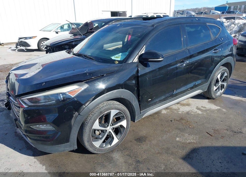2017 HYUNDAI TUCSON VIN: KM8J3CA27HU277905