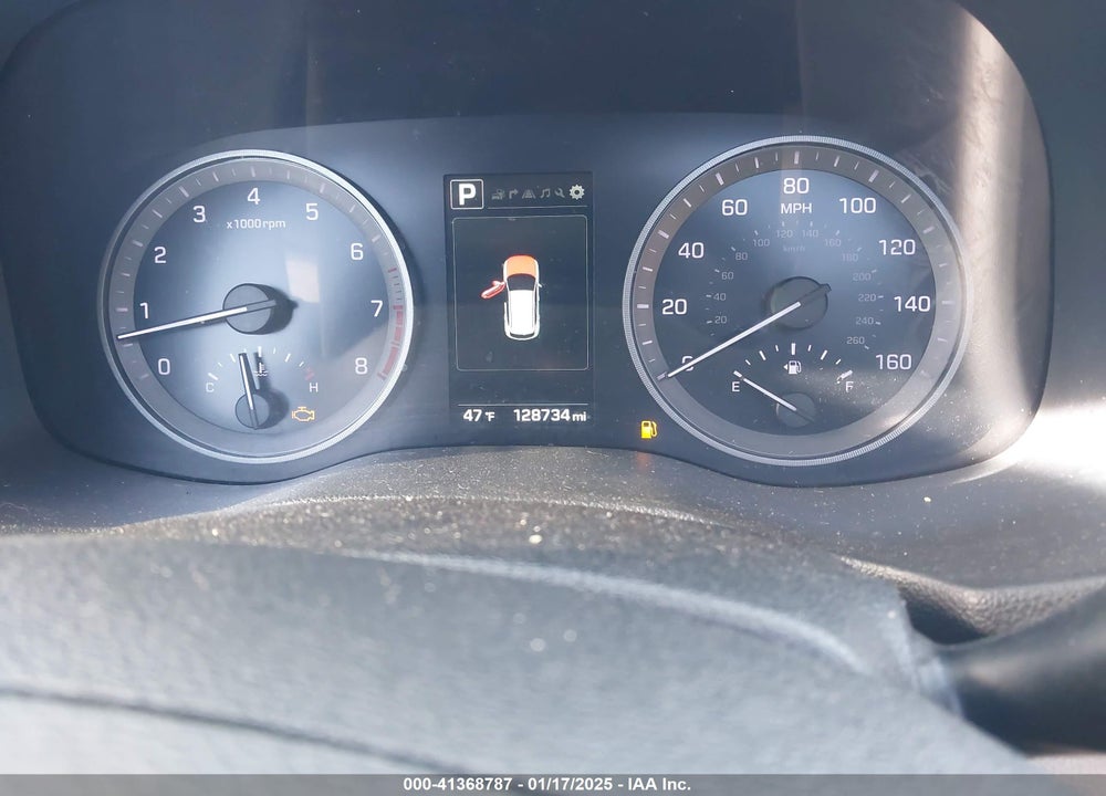 2017 HYUNDAI TUCSON VIN: KM8J3CA27HU277905