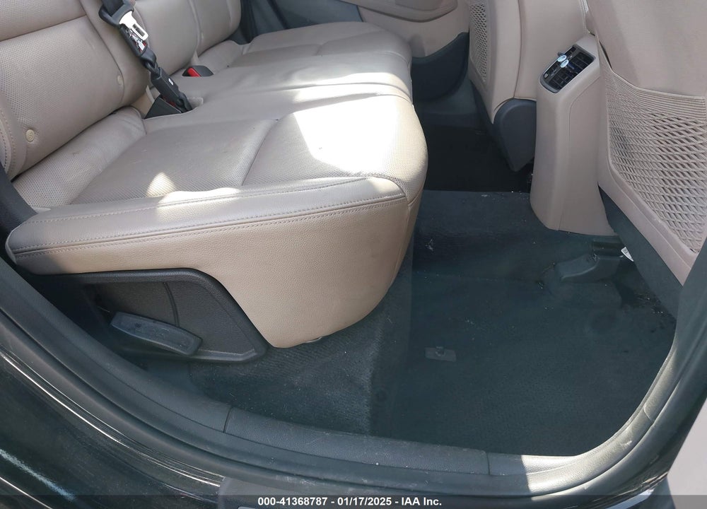 2017 HYUNDAI TUCSON VIN: KM8J3CA27HU277905