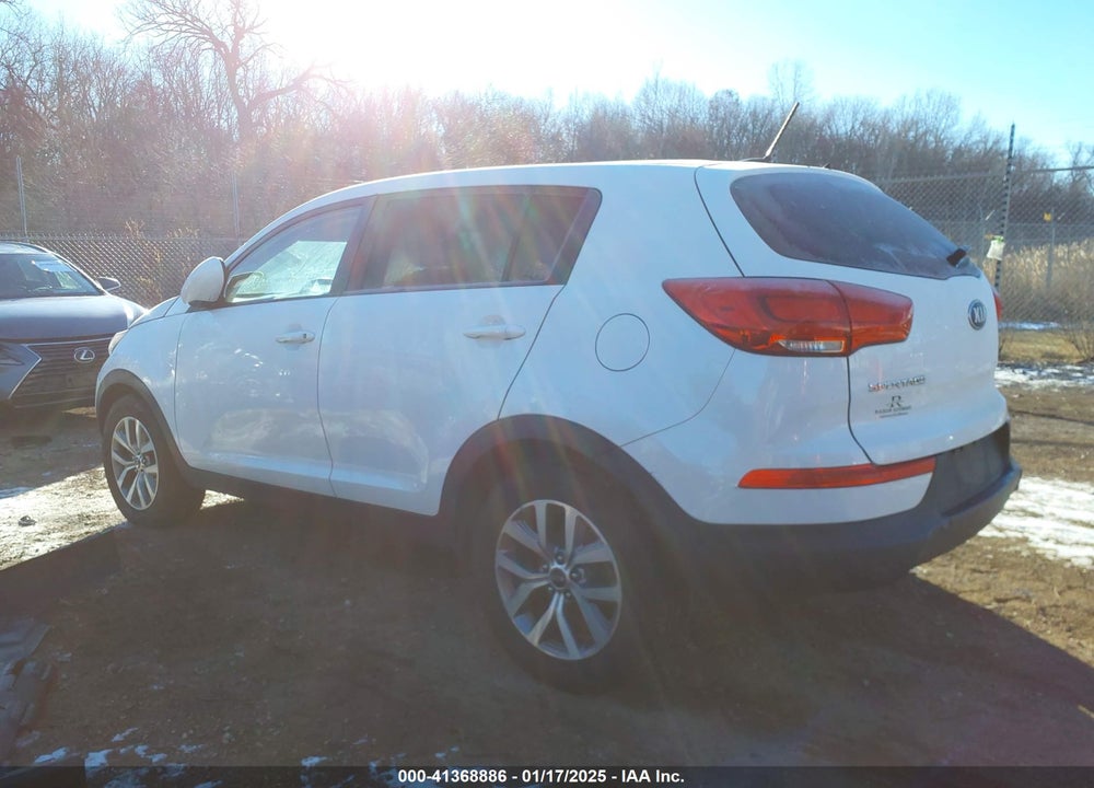 2016 KIA SPORTAGE LX VIN: KNDPB3AC6G7880223