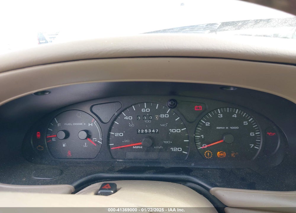 2003 FORD TAURUS SES VIN: 1FAFP55S33G202152
