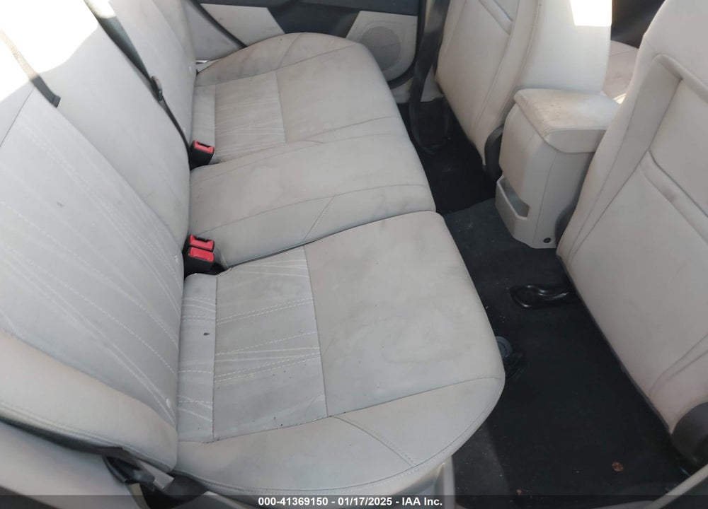 2017 FORD FOCUS VIN: 1FADP3K25HL202300