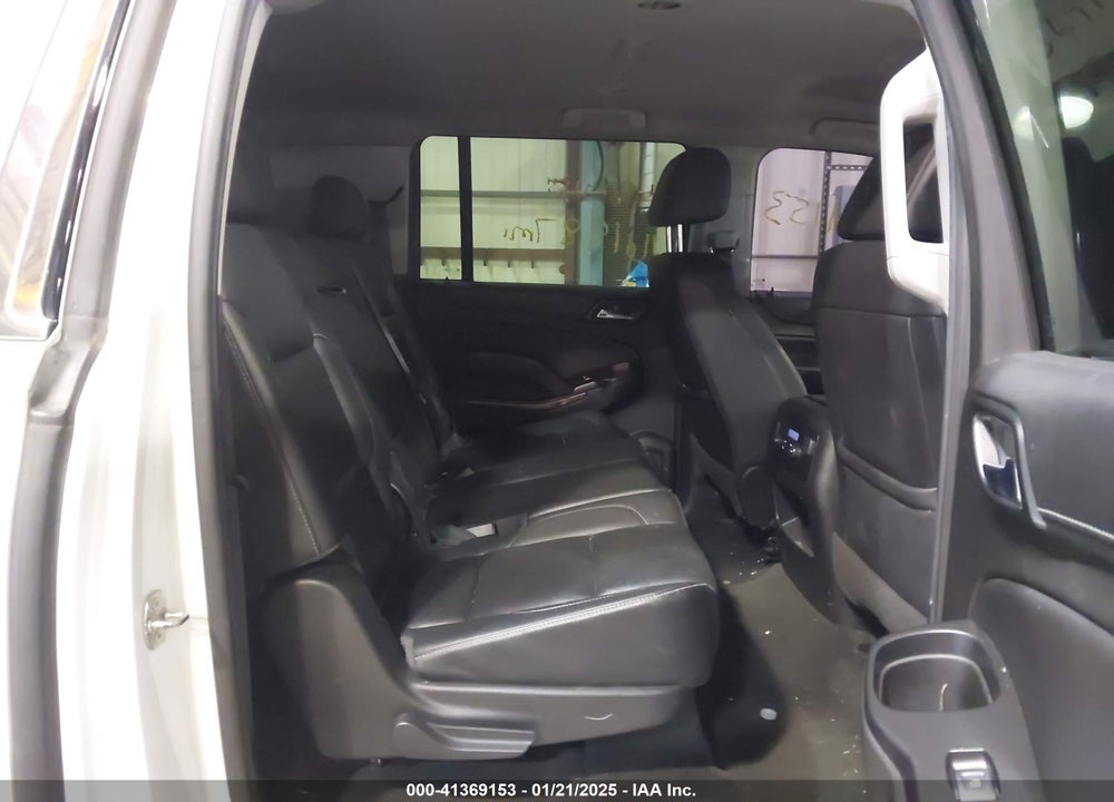 2017 GMC YUKON XL SLT VIN: 1GKS2GKC3HR139697