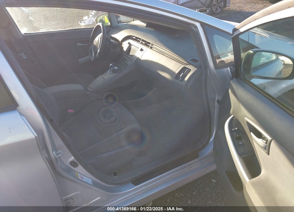 2011 TOYOTA PRIUS THREE VIN: JTDKN3DU4B0275415