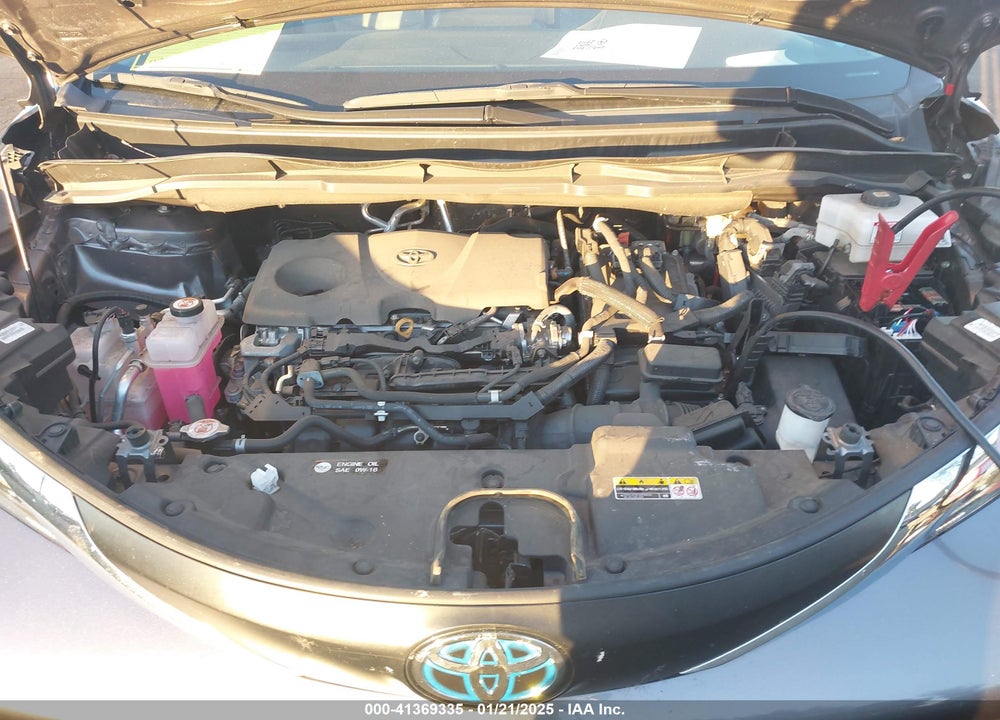 2022 TOYOTA SIENNA XLE VIN: 5TDJRKEC4NS091061