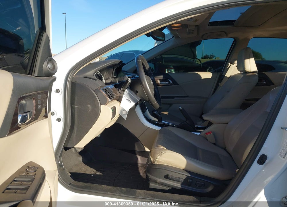 2016 HONDA ACCORD EX-L V-6 VIN: 1HGCR3F05GA000609