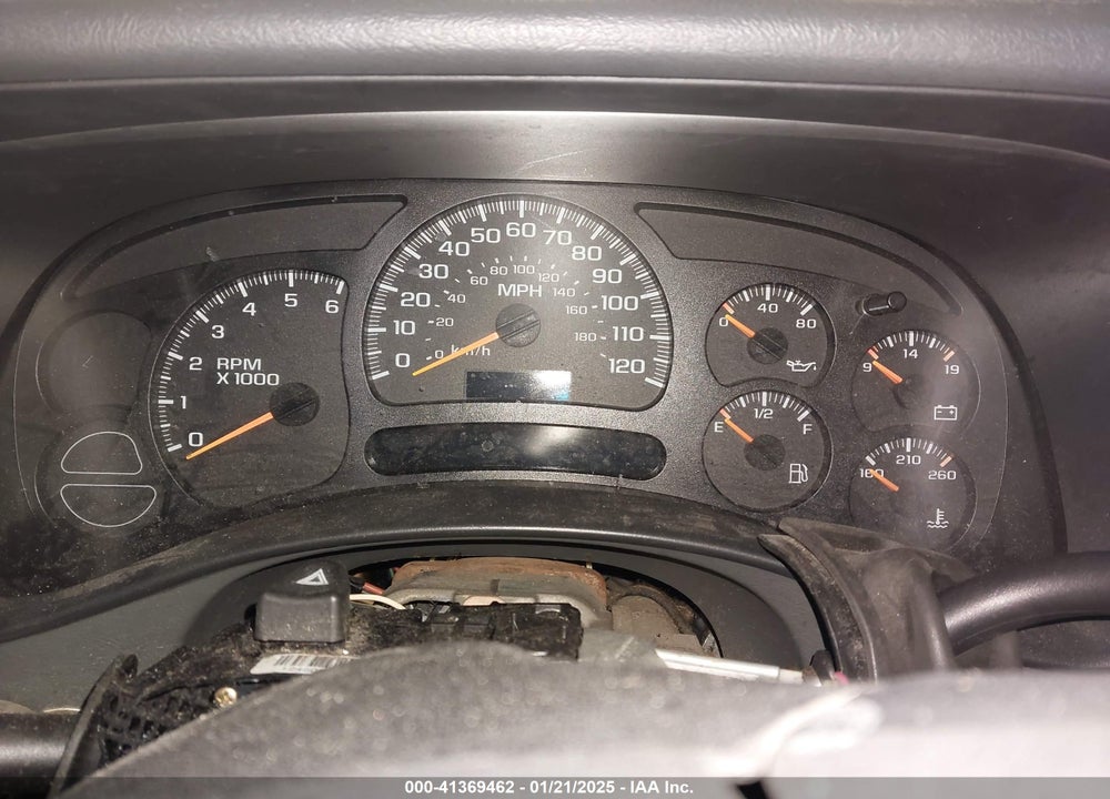 2005 GMC YUKON XL 1500 SLT VIN: 1GKFK16Z05J117065